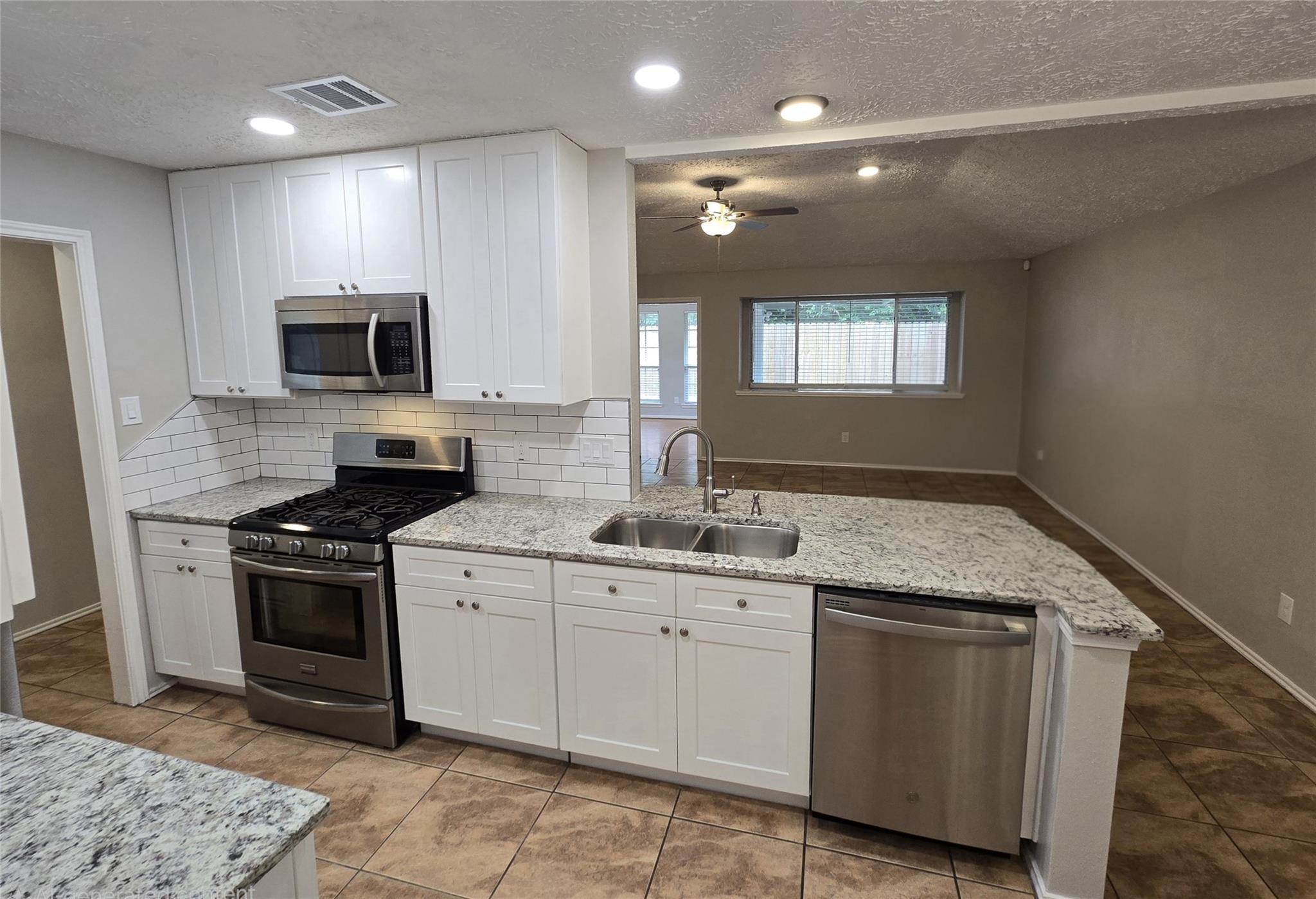 1109 Willow Creek Drive