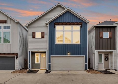 Photo of 7707 Nasser Lane, Houston, TX 77055 (MLS # 41758375)