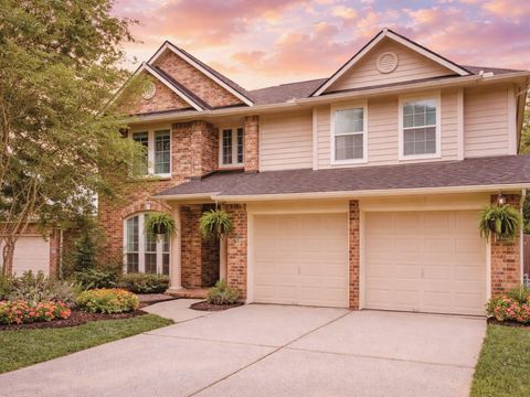 Photo of 11 Korbel Ct Ct, The Woodlands, TX 77382 (MLS # 84563921)
