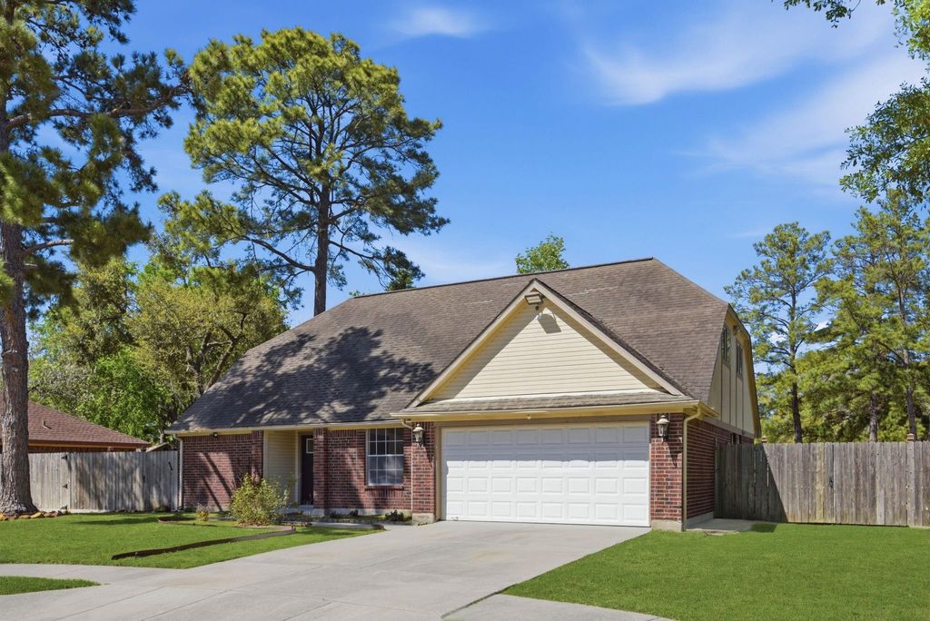 Photo of 8515 Leafdale Drive, Humble, TX 77338 (MLS # 25617122)