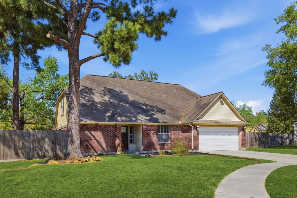 Photo of 8515 Leafdale Drive, Humble, TX 77338 (MLS # 25617122)