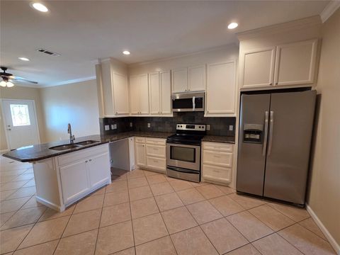 Tiny photo for 928 Runneburg Road, Crosby, TX 77532 (MLS # 35693437)