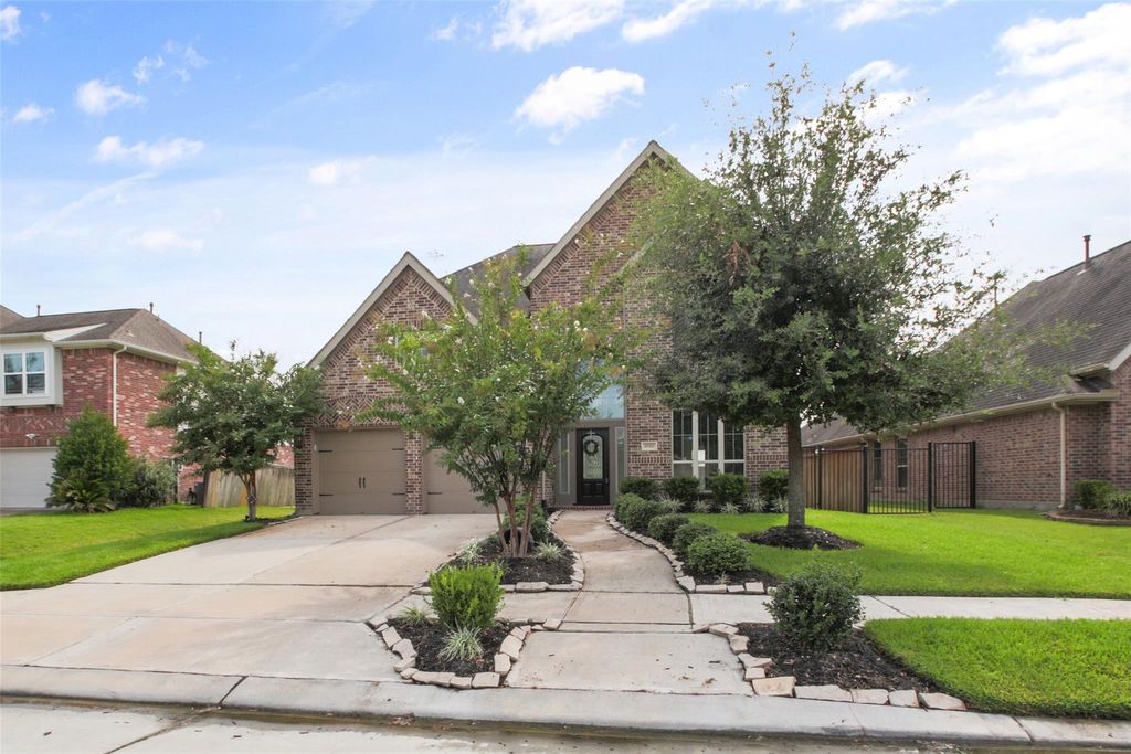 Photo of 2707 River Run Road, Missouri City, TX 77459 (MLS # 34895893)