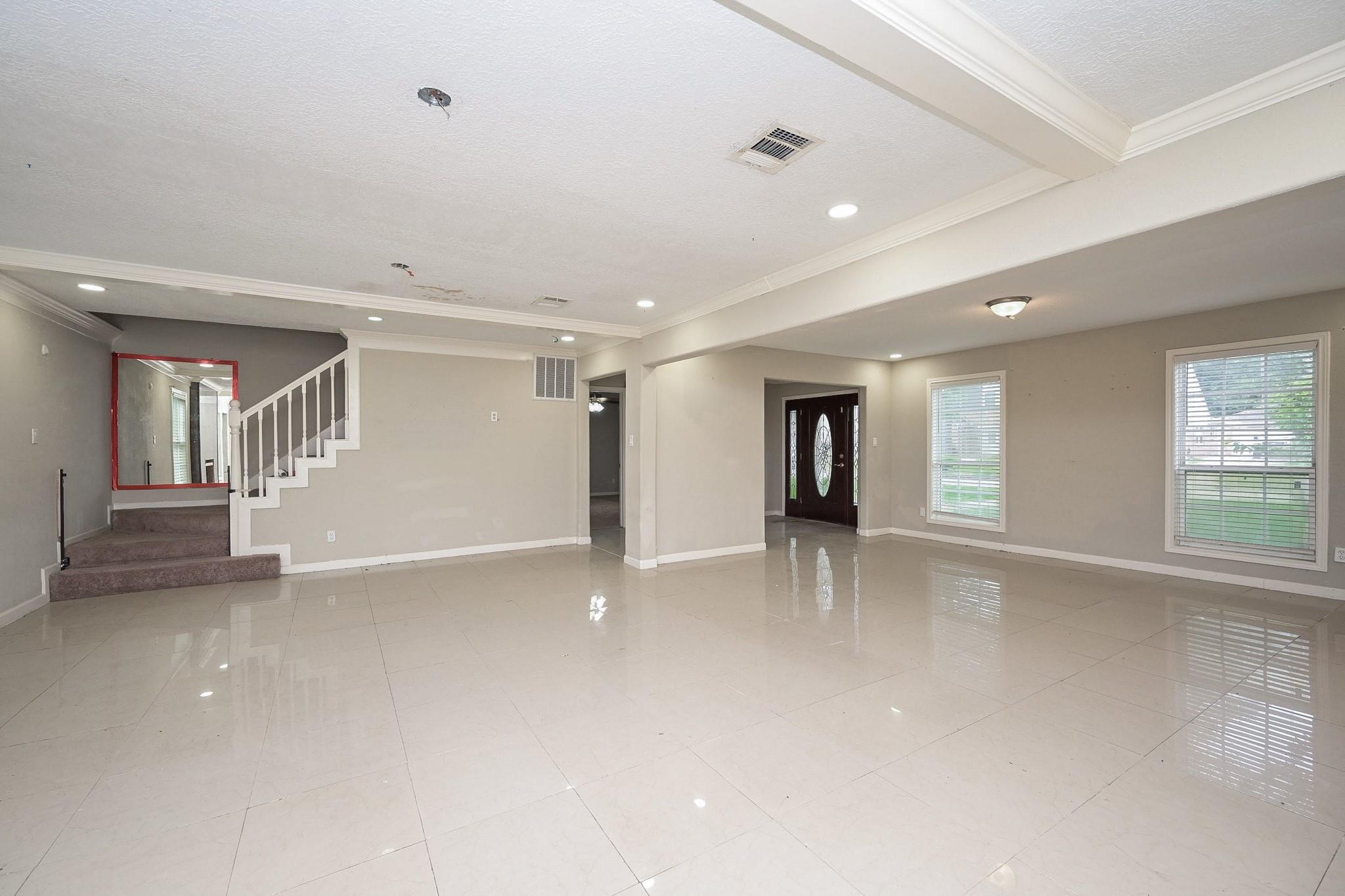 1506 Grand Valley Drive