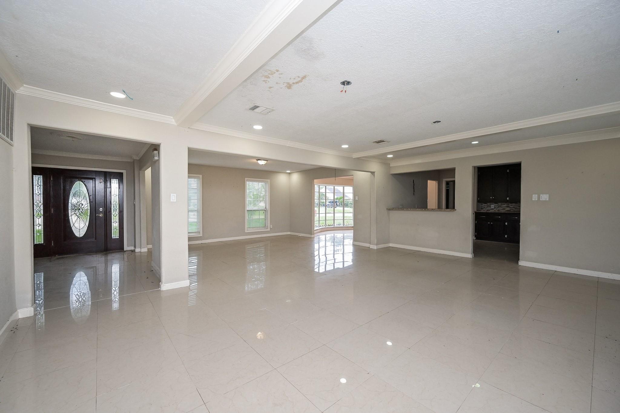1506 Grand Valley Drive