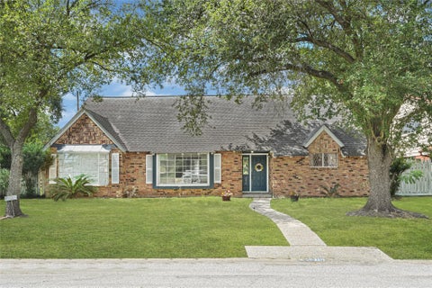 Homes For Rent - 2310 Fenwood Drive<br/> Pasadena, TX 77502