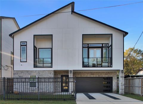 Photo of 811 Paul Quinn Street, Houston, TX 77091 (MLS # 38987244)