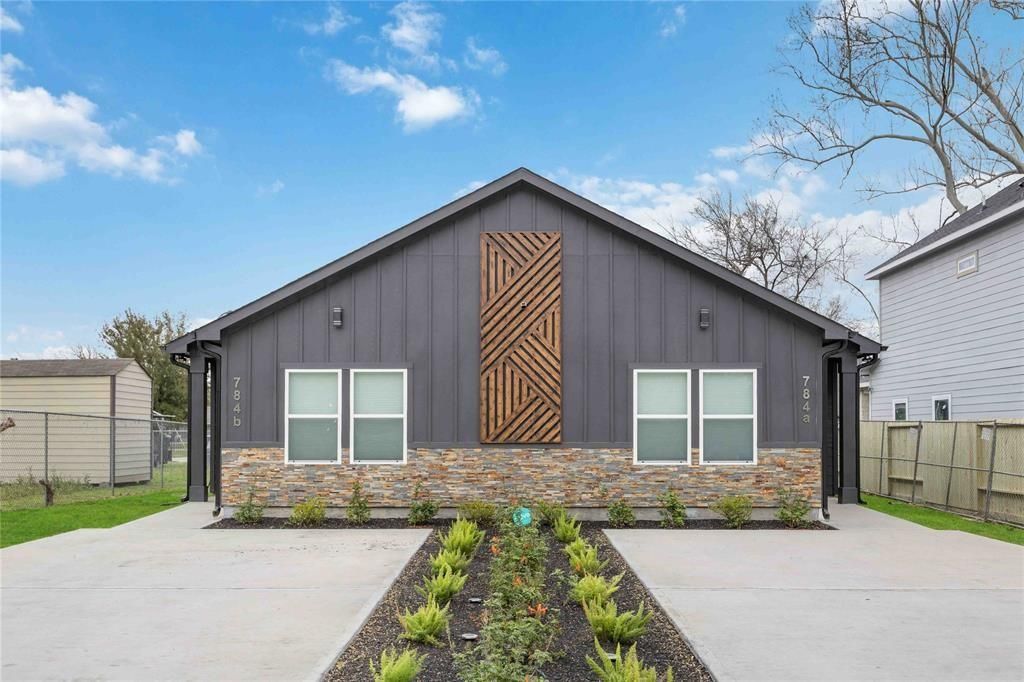 Photo of 784 Enterprise Street #A, Houston, TX 77088 (MLS # 66018618)