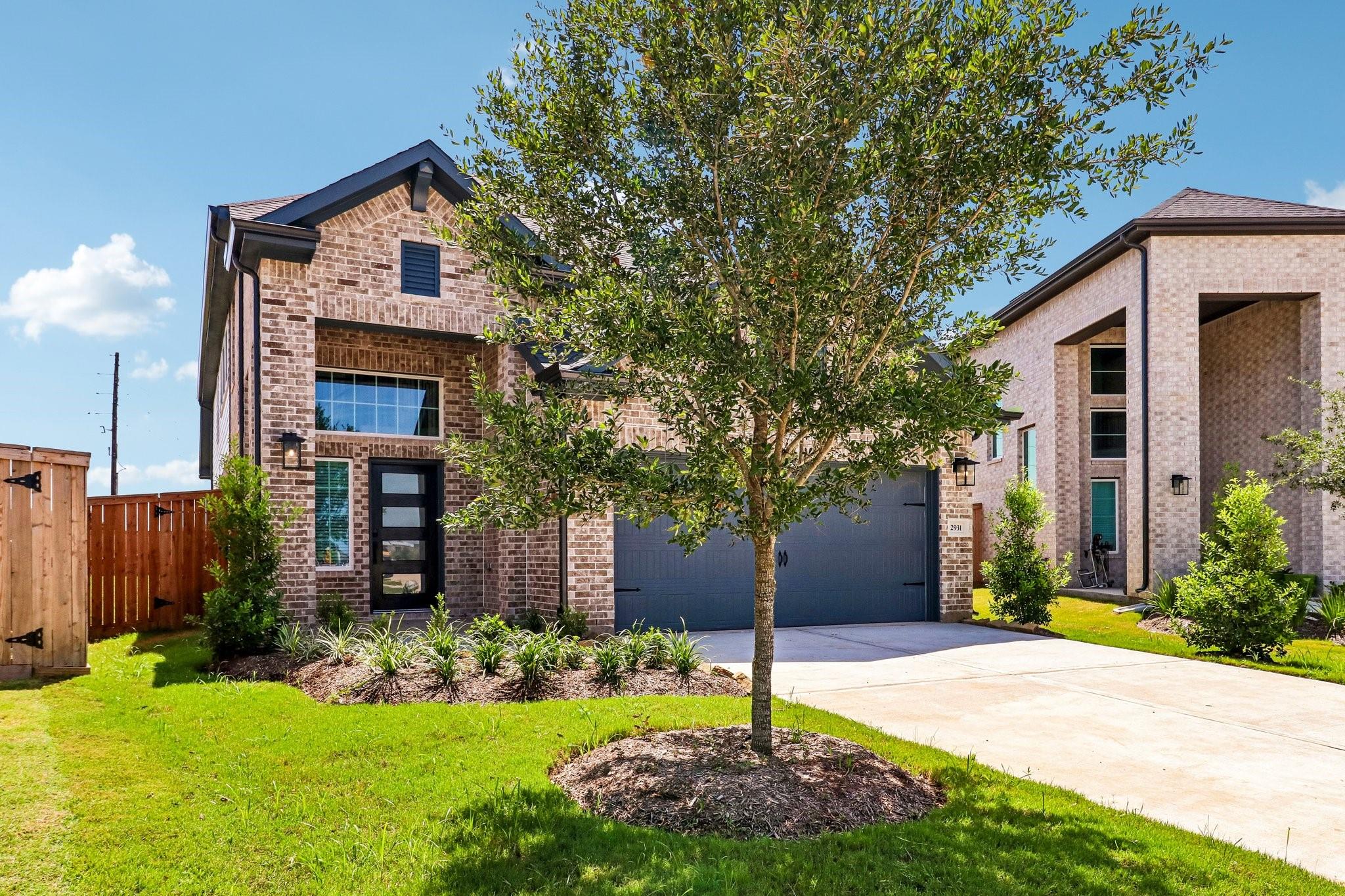 2931 Orange Leaf Drive