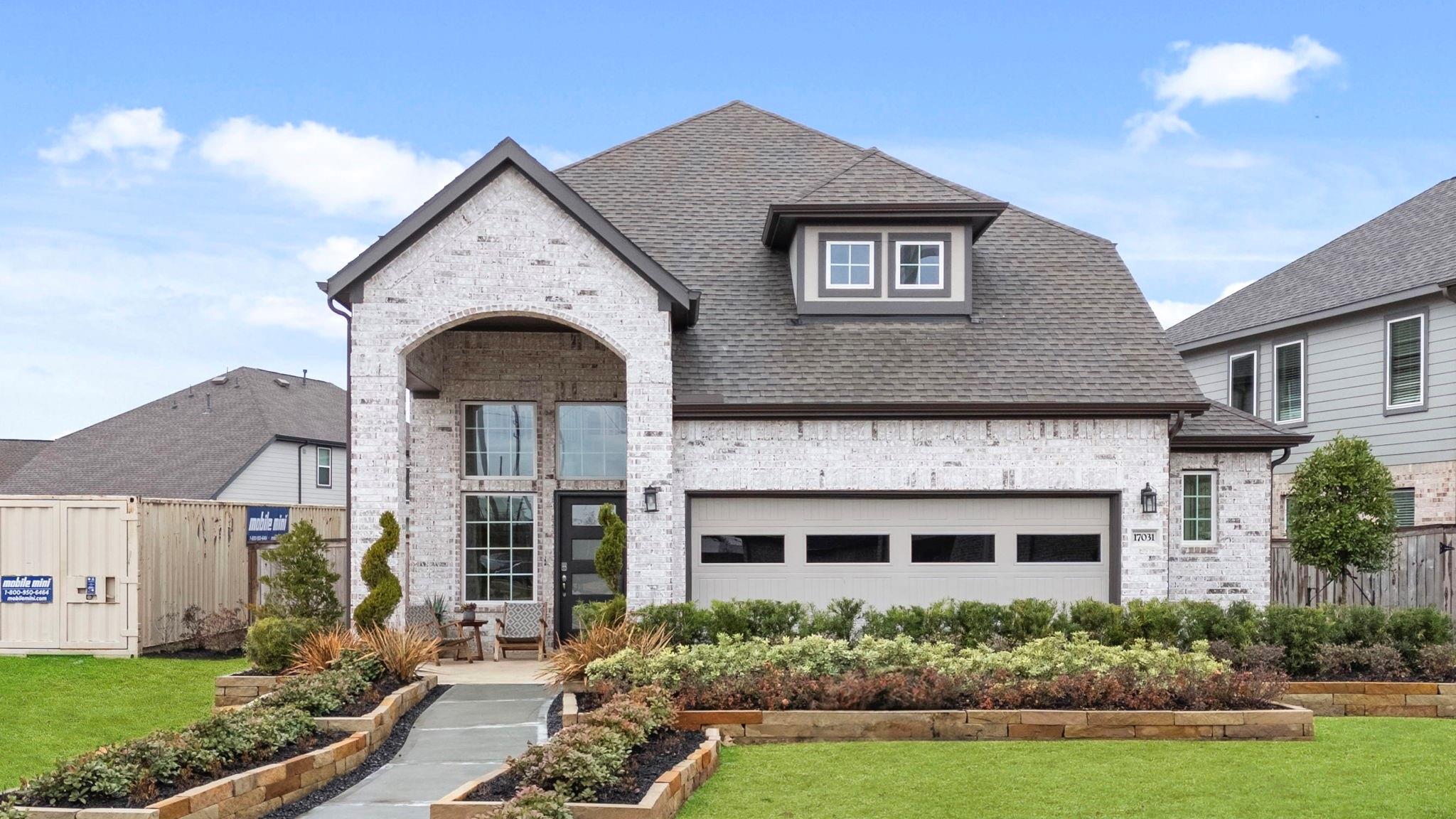2931 Orange Leaf Drive