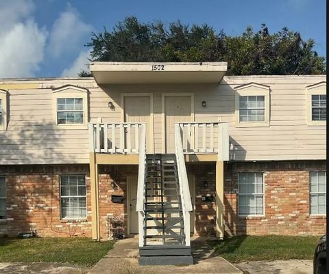 Photo of 1502 Oleander Dr Dr, La Marque, TX 77568 (MLS # 81642388)