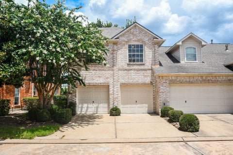 Photo of 1123 Enclave Square E, Houston, TX 77077 (MLS # 43618025)