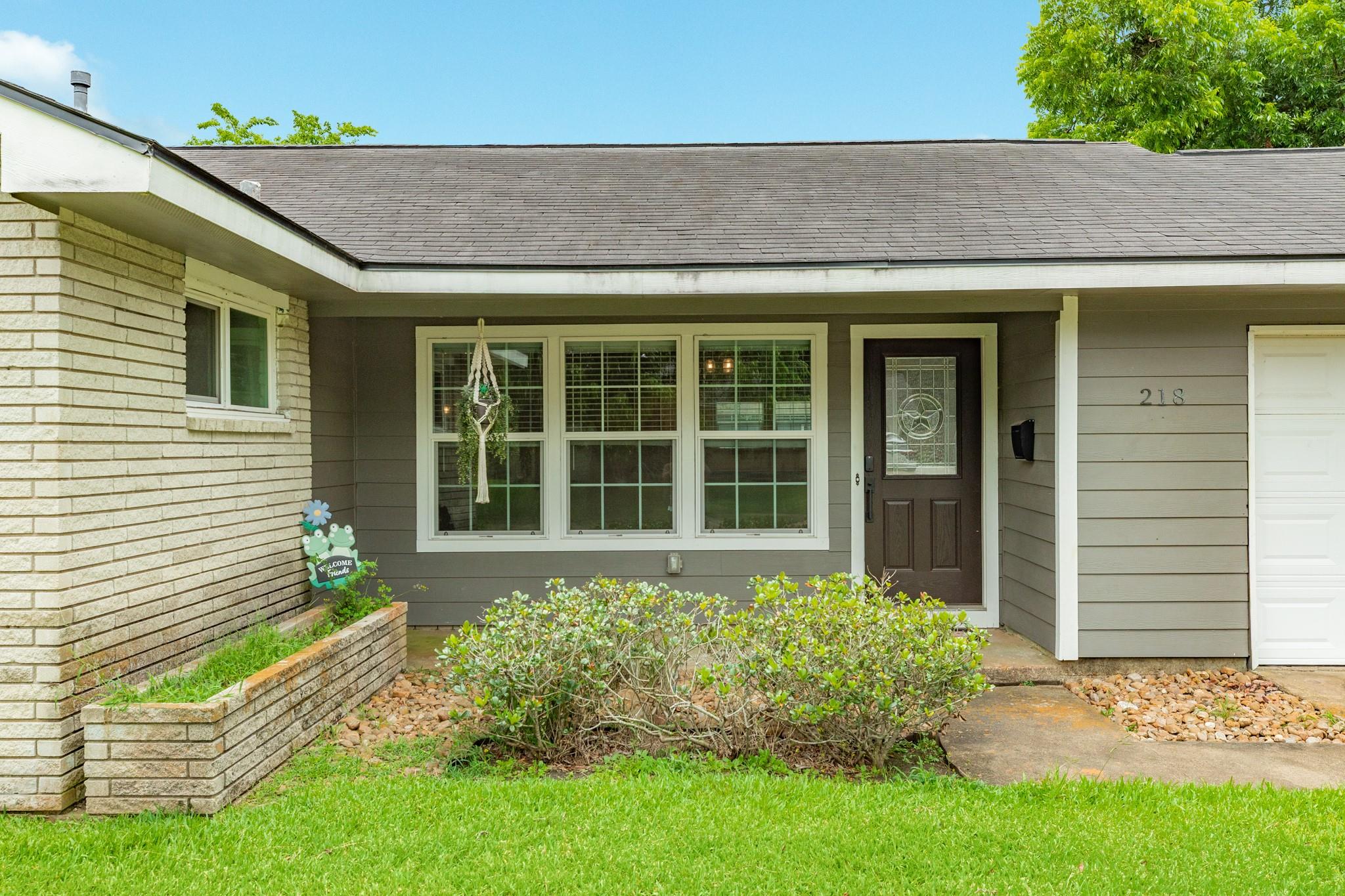 218 Palm Lane