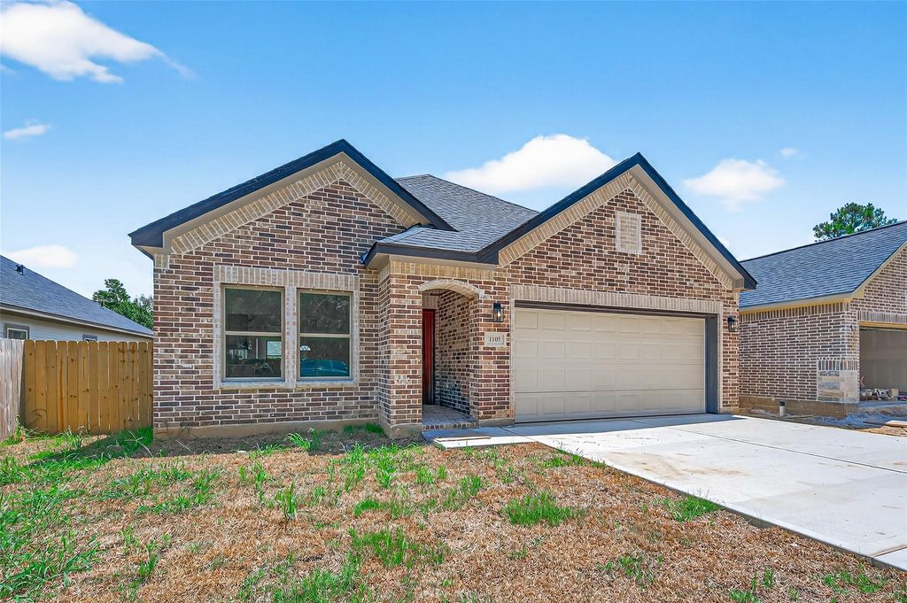 Photo of 1105 Lyle W Avenue, Cleveland, TX 77327 (MLS # 71195728)