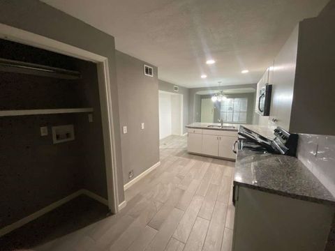 Photo of 5625 Antoine Drive #1211, Houston, TX 77091 (MLS # 89954298)