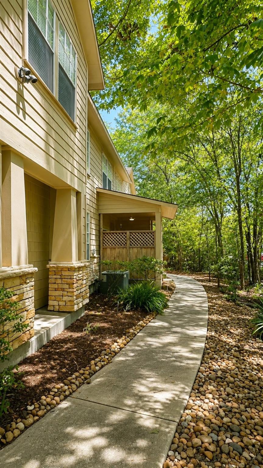 51 Scarlet Woods Court