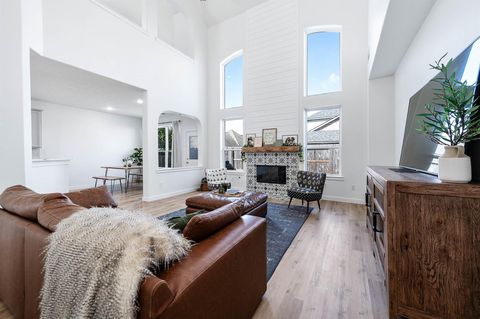 Photo of 13611 Cotton Way, Mont Belvieu, TX 77523 (MLS # 38987291)