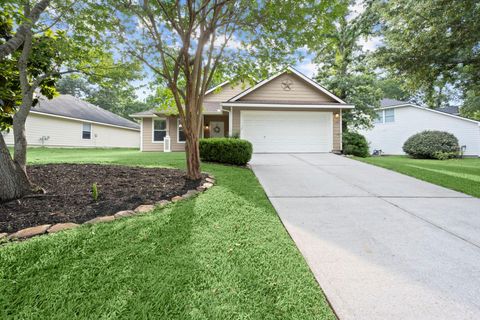Photo of 139 S Vesper Bend Circle, The Woodlands, TX 77382 (MLS # 51690206)