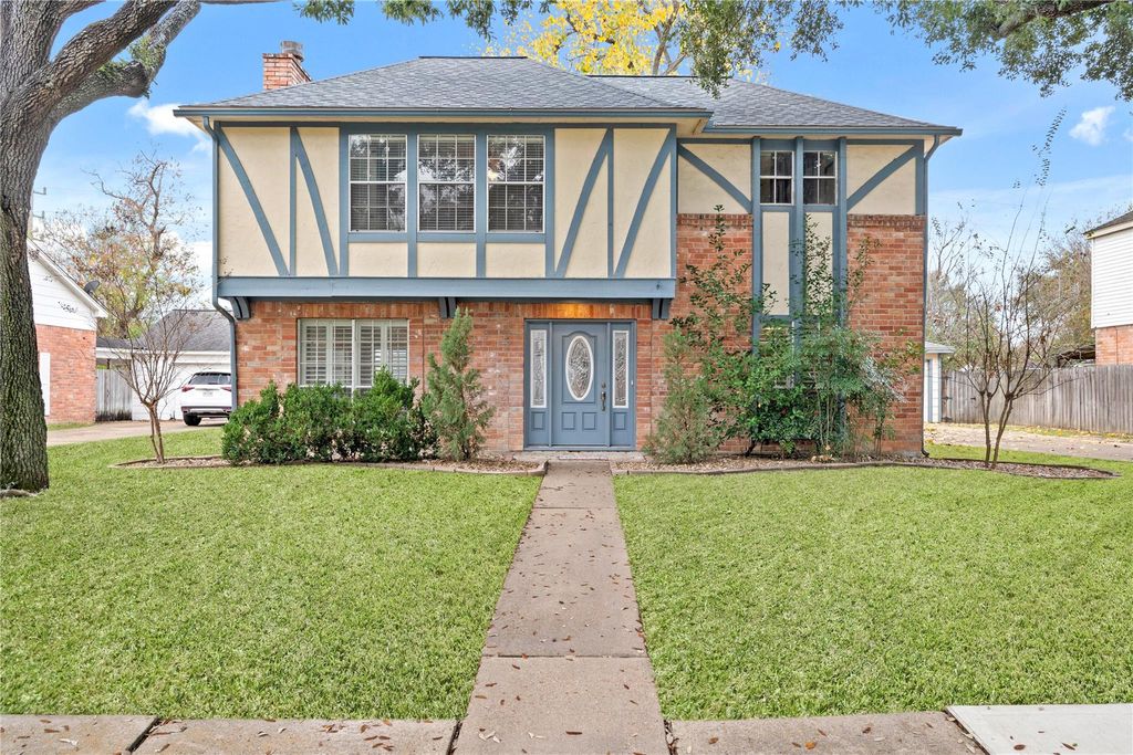 Photo of 8115 Town Creek Drive, Houston, TX 77095 (MLS # 36509857)