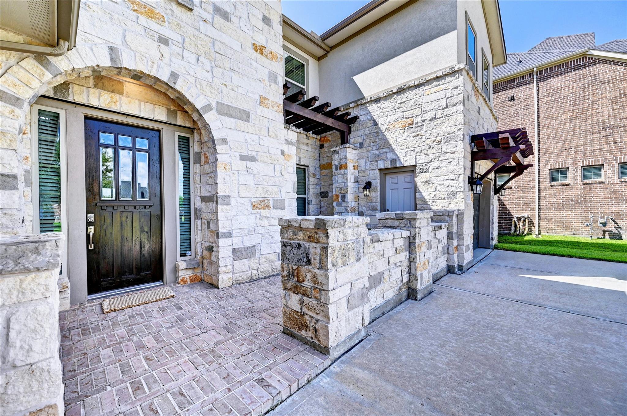 1723 Carriage Oaks Lane