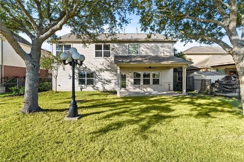 Tiny photo for 518 Honeysuckle Vine Drive, Rosenberg, TX 77469 (MLS # 79921471)