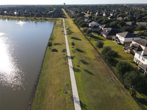 Tiny photo for 518 Honeysuckle Vine Drive, Rosenberg, TX 77469 (MLS # 79921471)