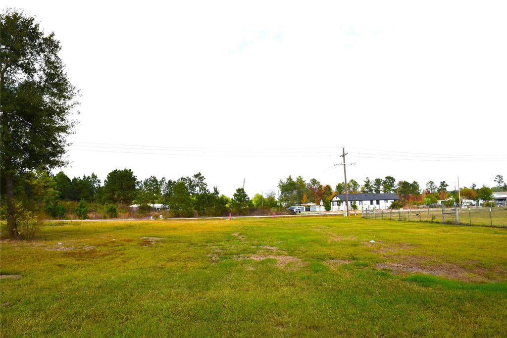 Photo of 1129 County Road 5100, Cleveland, TX 77327 (MLS # 22788928)