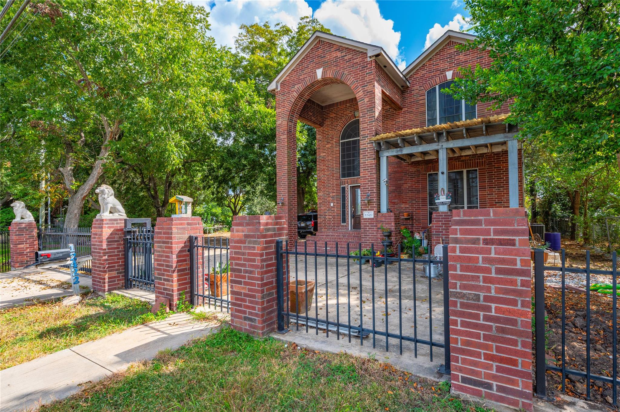 12422 Almeda Genoa Road
