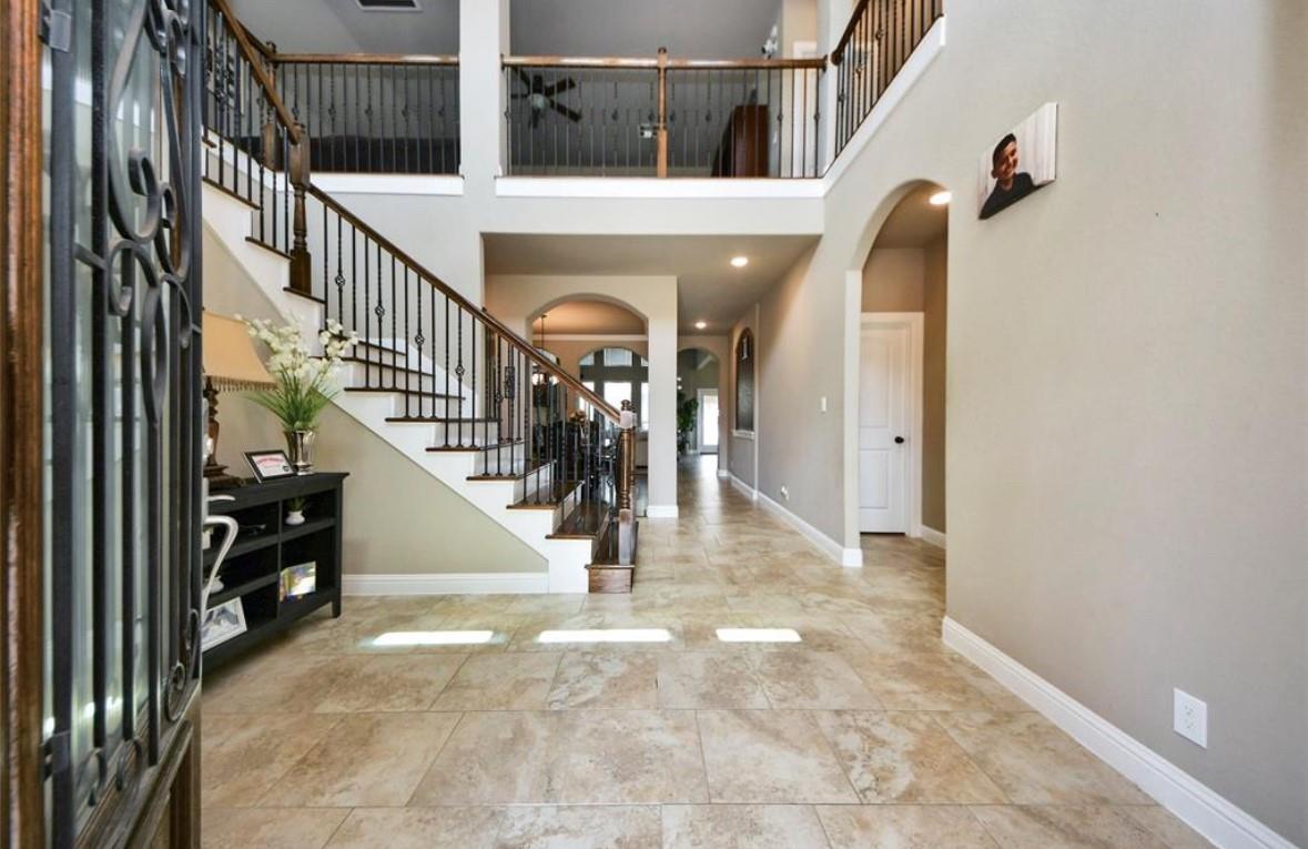 31602 Hummingbird Oak Drive