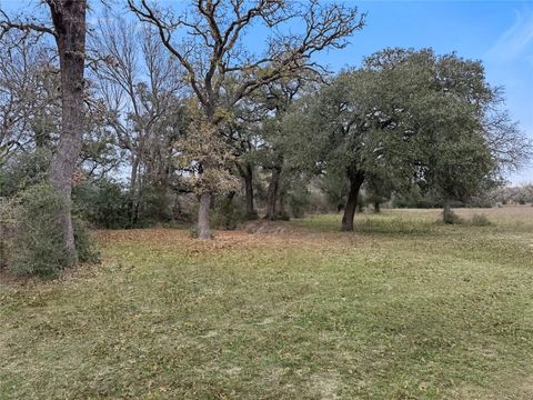 Vacant Land For Sale - 5885 Nickel Mica Road<br/> Flatonia, TX 78941