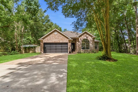 Photo of 34019 Conroe Huffsmith Road, Magnolia, TX 77354 (MLS # 54098137)
