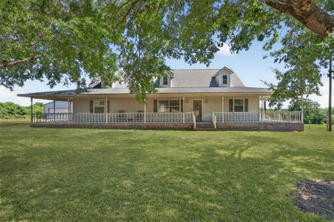 Photo of 3085 Shupak Road, Bellville, TX 77418 (MLS # 41794962)