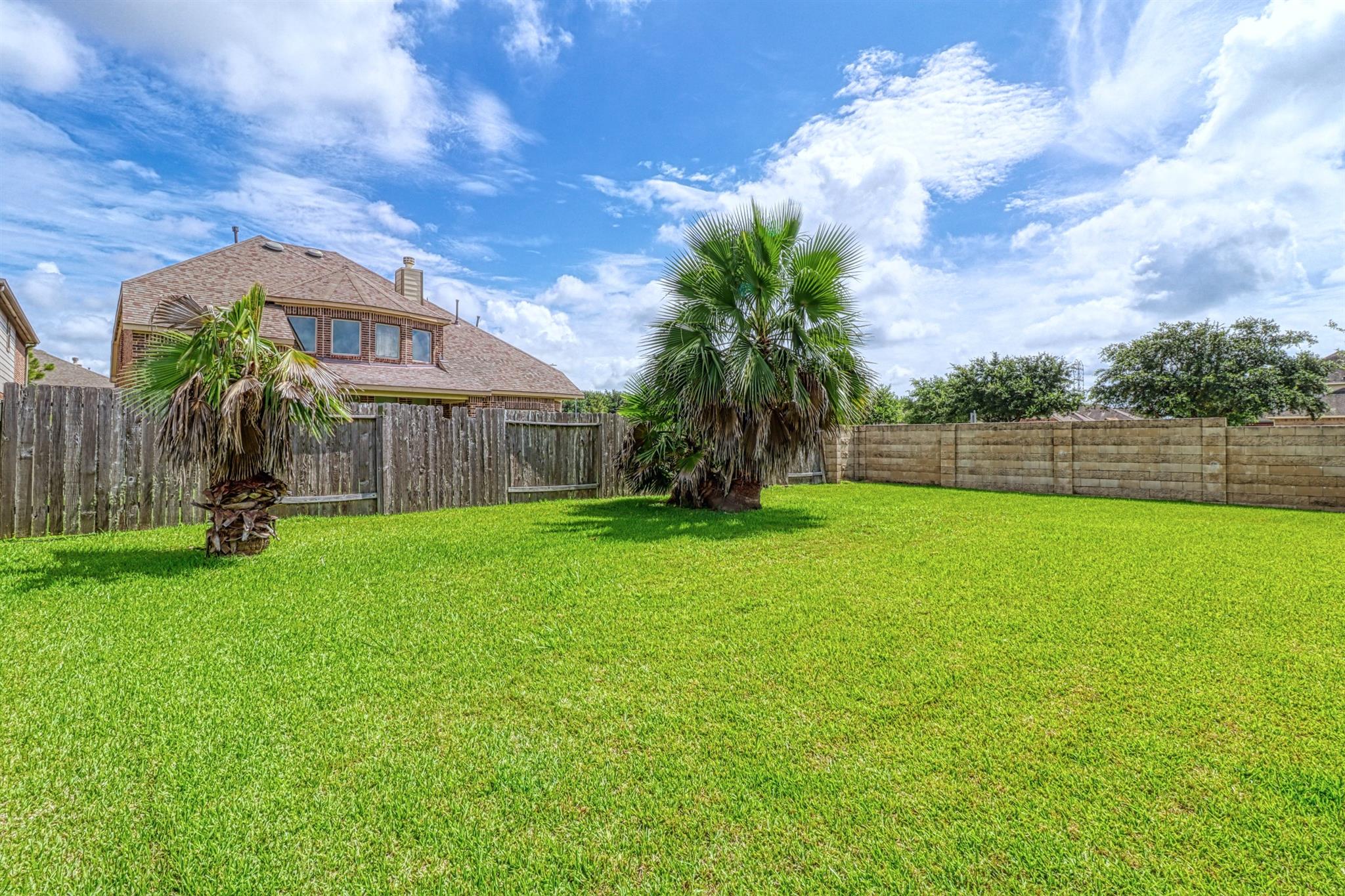 2735 Diamond Vista Lane