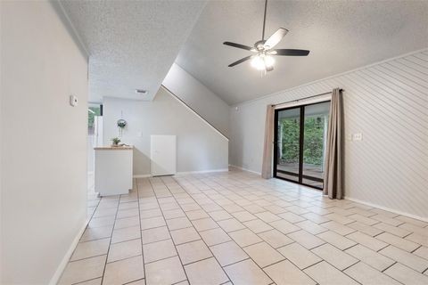 Photo of 28600 Netawaka Court, Huntsville, TX 77320 (MLS # 97842828)