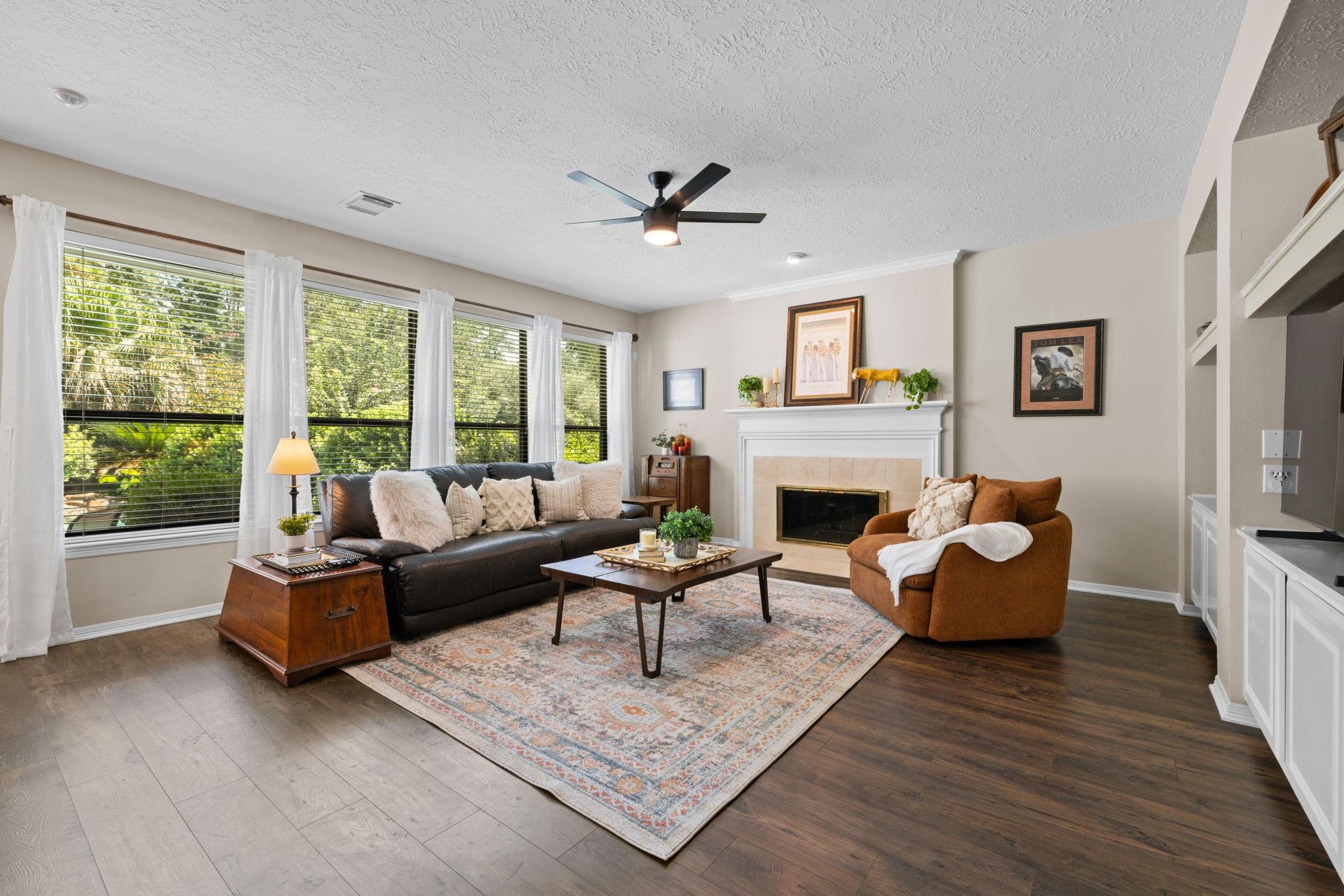 72 W Sandalbranch Circle
