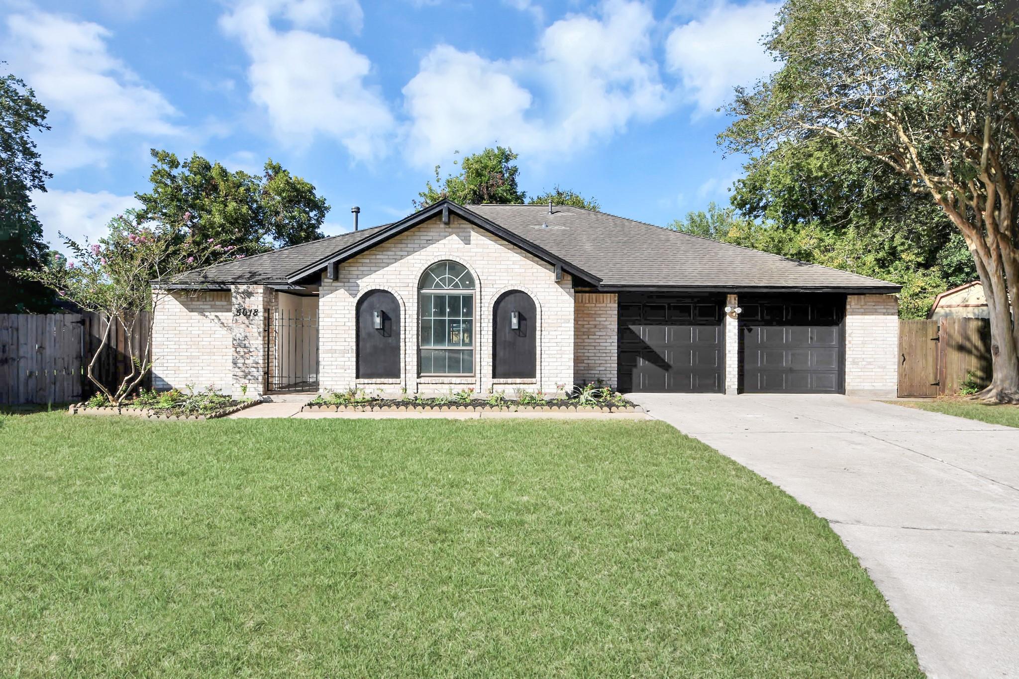 5018 Groveton Lane