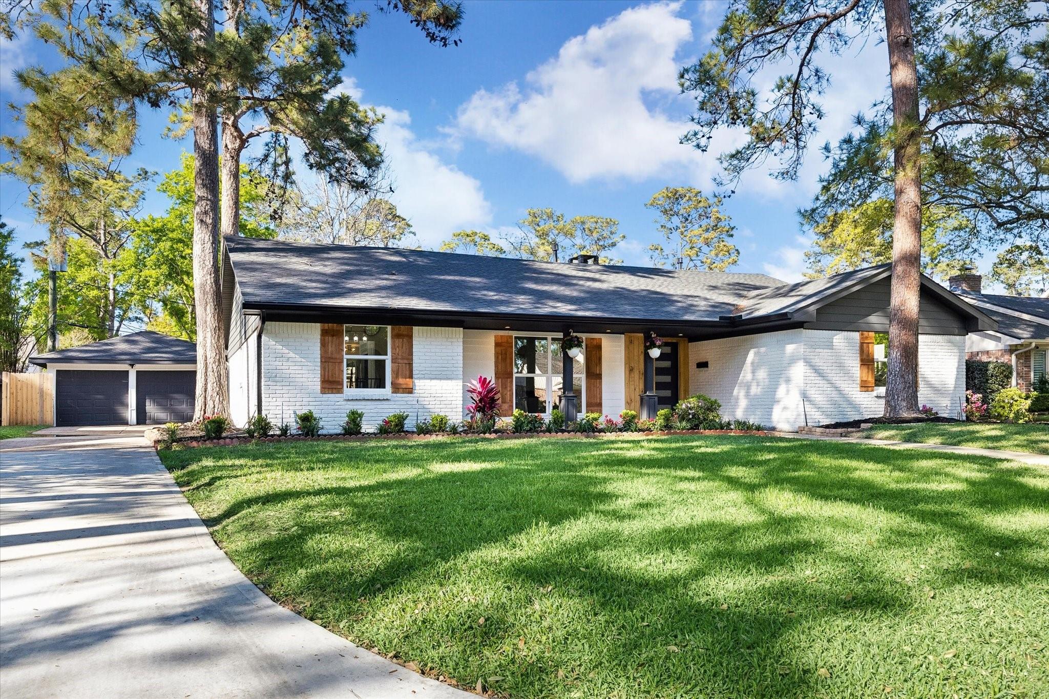 10042 Valley Forge Drive