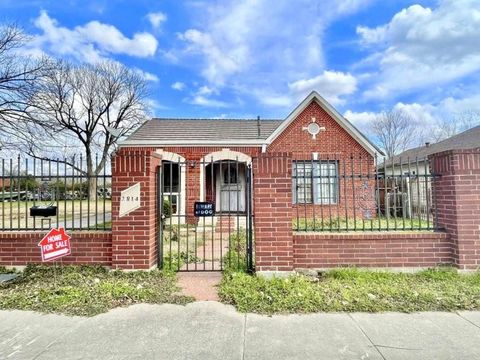 2814 Elysian Street Houston TX 77009