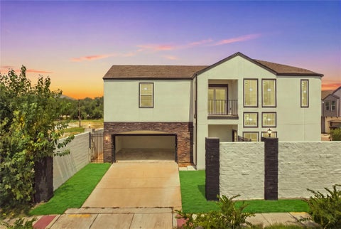 Photo of 2940 El Fenice Lane, Houston, TX 77057 (MLS # 71799986)