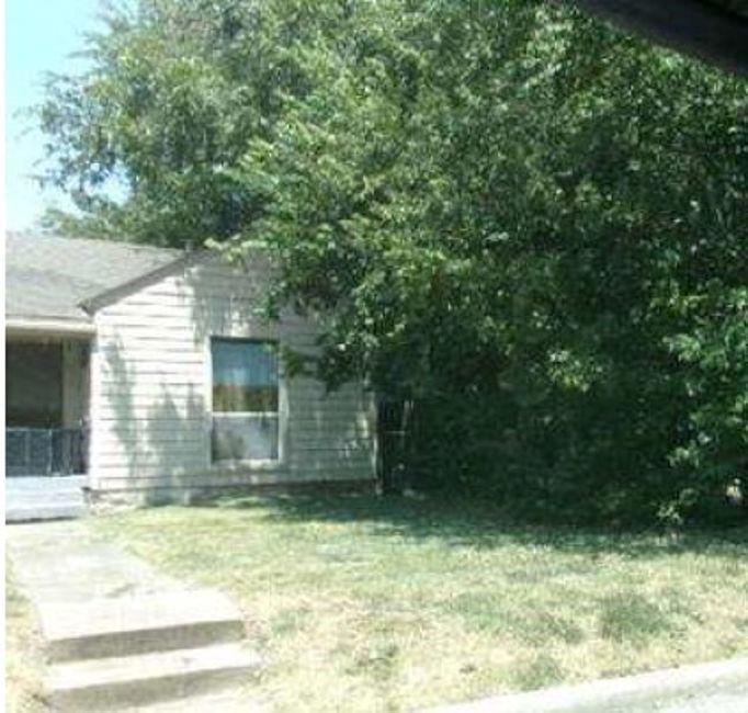 626 Austin Street