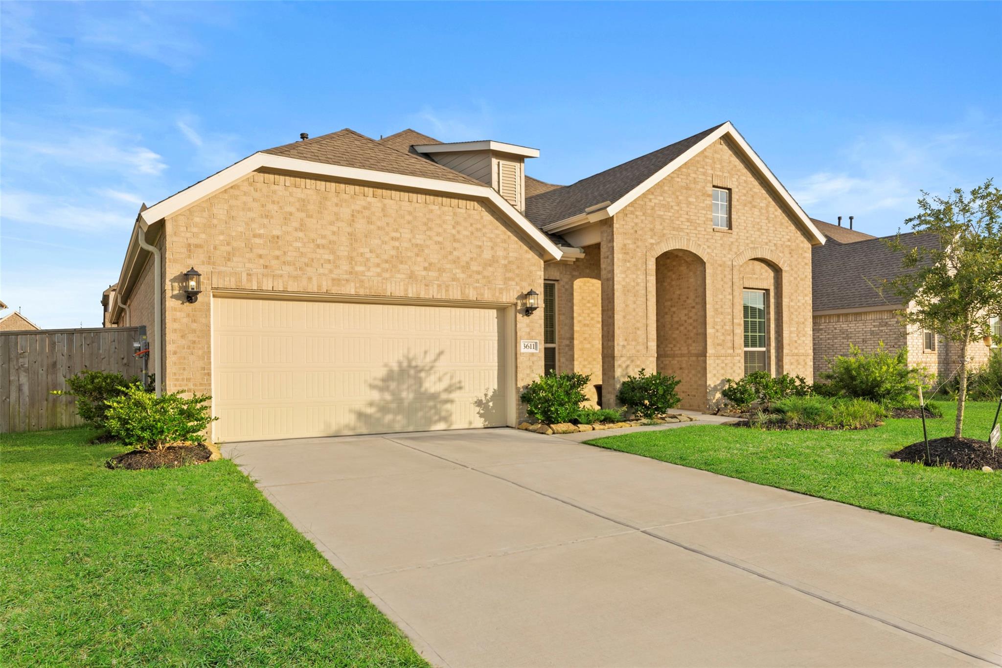 3611 Shadow Crest Lane