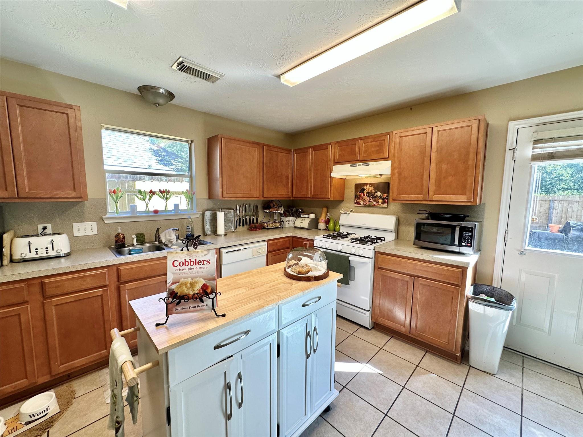 5107 Bright Oak Court