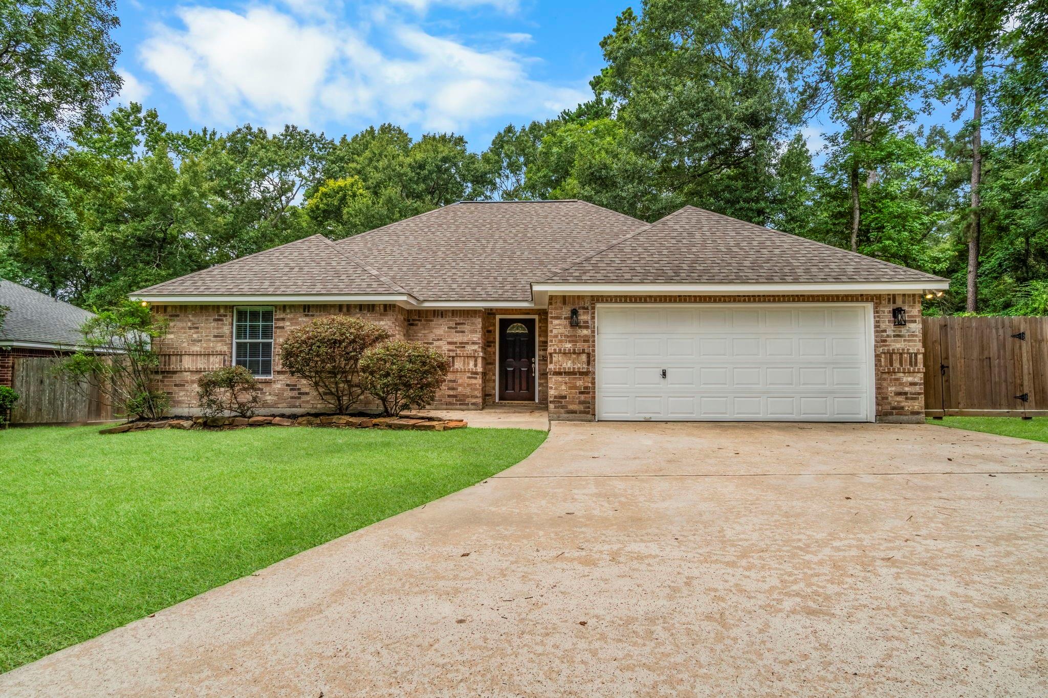 10367 Royal Magnolia Drive