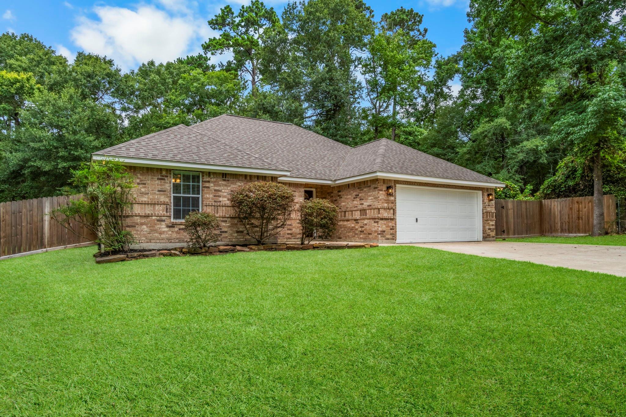 10367 Royal Magnolia Drive