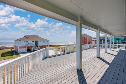 Photo of 3125 James, Crystal Beach, TX 77650 (MLS # 72157887)