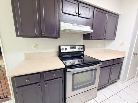 Tiny photo for 2535 Planters Row, Sugar Land, TX 77478 (MLS # 72925940)