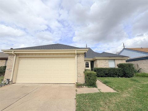Photo of 2535 Planters Row, Sugar Land, TX 77478 (MLS # 72925940)