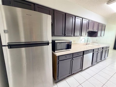 Tiny photo for 2535 Planters Row, Sugar Land, TX 77478 (MLS # 72925940)