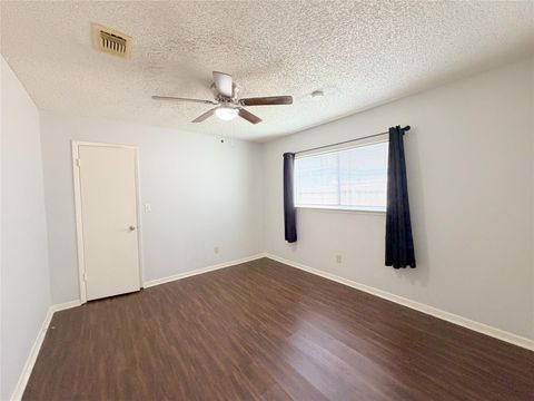 Tiny photo for 2535 Planters Row, Sugar Land, TX 77478 (MLS # 72925940)