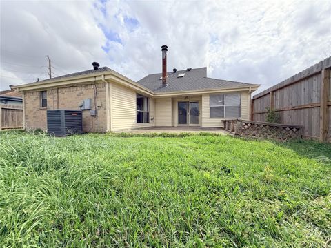 Tiny photo for 2535 Planters Row, Sugar Land, TX 77478 (MLS # 72925940)